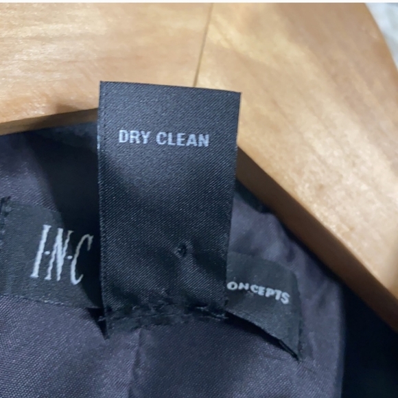 INC Gray & White Pinstripe Button Front Cropped Blazer Jacket Women Size 6 - Picture 5 of 11